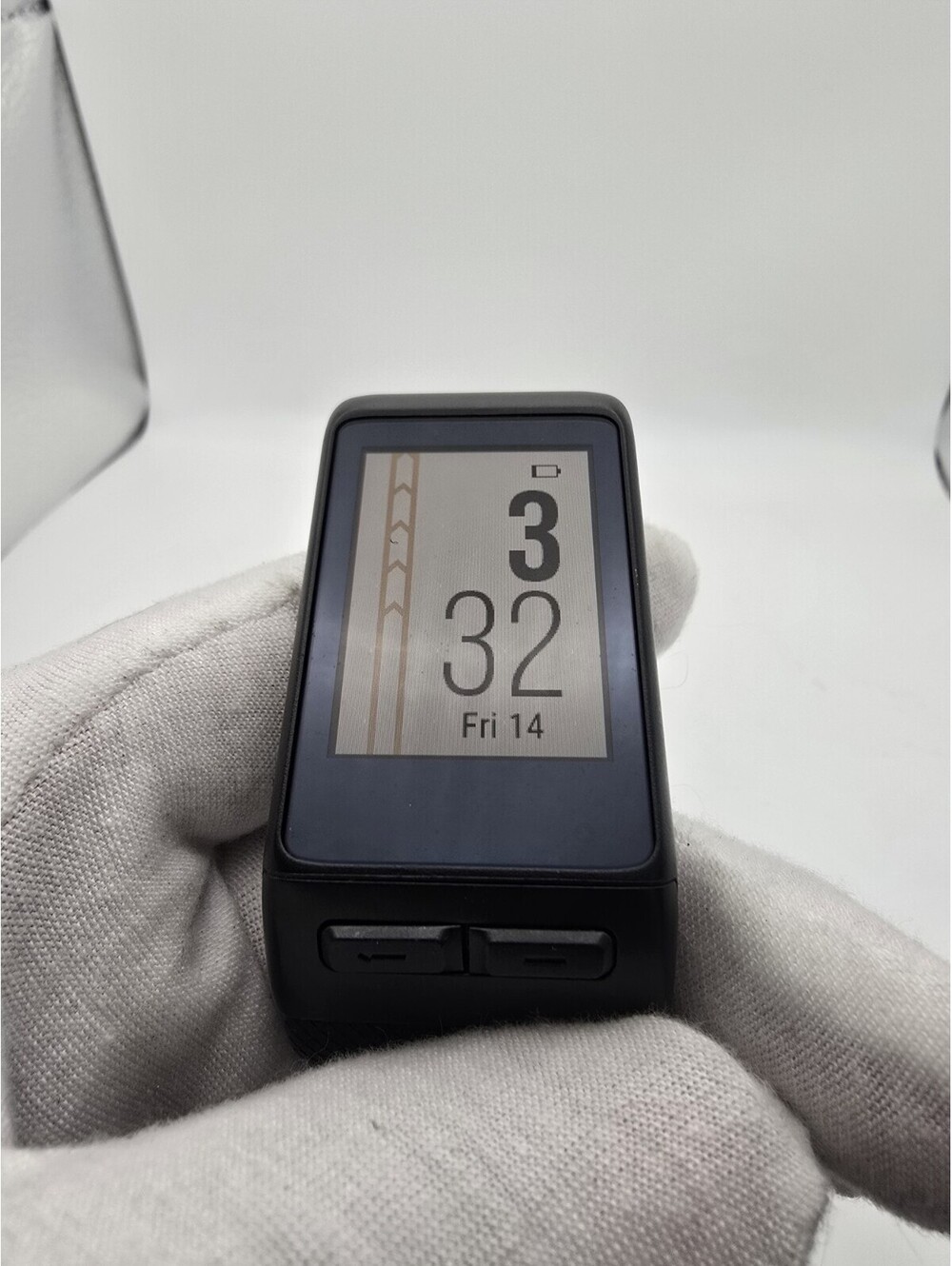 Garmin Vivoactive HR Heart Rate Monitor  Regular Size Sport Watch Black